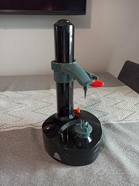 Sbuccia mela elettrico