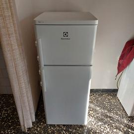 frigo con congelatore