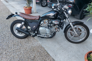 Honda 750 Magna anno 1983,tutto funzionante