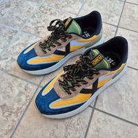 Scarpe Munich NUOVE 