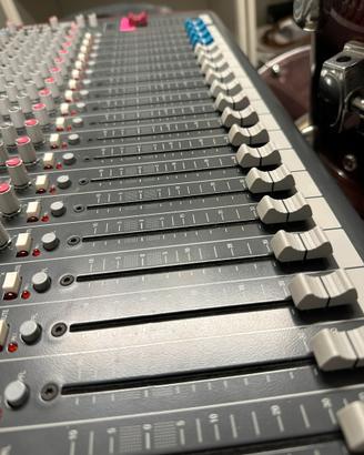 Mixer analogico allen & heath zed 24