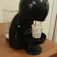 Macchina caffè Dolcegusto Krups piccolo XS 