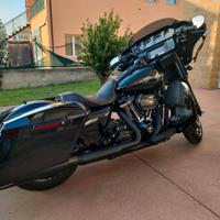 Harley-Davidson street glide special 107