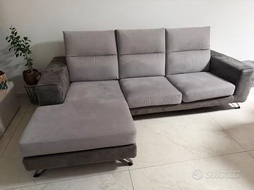 Divano moderno con penisola reversibile