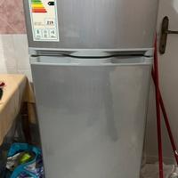 frigorifero con congelatore marca OK