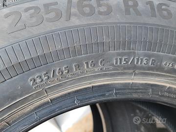 n. 2 gomme 235/65 R16C 115/113 R furgone camper  