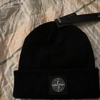 Cappello stone island nero taglia originale