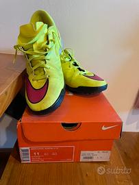 Scarpe da calcetto Nike numero 45
