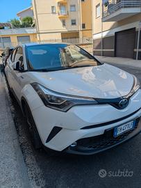 TOYOTA C-HR IBRID