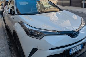 TOYOTA C-HR IBRID