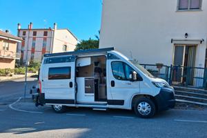 Van CHAUSSON v549s first line