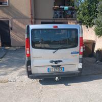 Renault trafic passenger 9 posti passo 