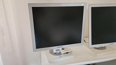 Monitor Samsung 970p 19" 4:3 qualità superiore
