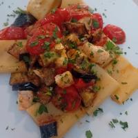 Cuoca per cucina d'asporto