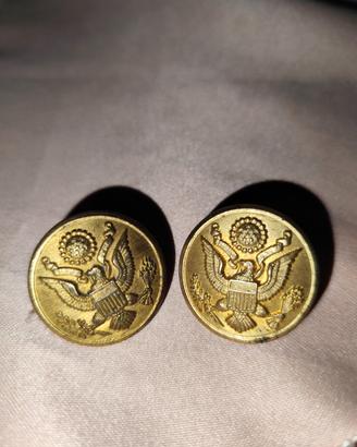 Coppia di bottoni metallici d'epoca