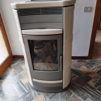 Stufa a pellet 12 kW Edilkamin 