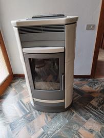 Stufa a pellet 12 kW Edilkamin 