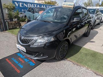 Lancia Ypsilon 1.0 FireFly 5 porte S&S Hybrid Gold