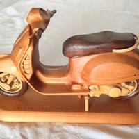 Vespa GTS 300 1:9 3 Tipi di Legno fatta a mano
