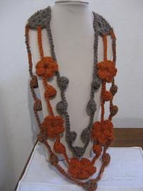 Collana all'uncinetto, 3 fili, nuova