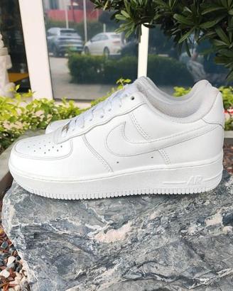 Nike Air Force 1 38 Scarpe Bianche Donna Nuove