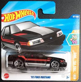 Hot Wheels '92 Ford Mustang Nera