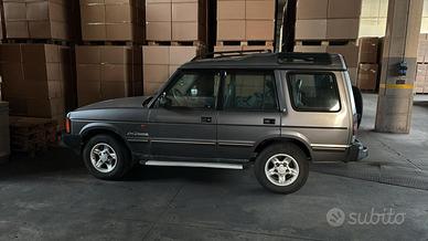 Land Rover Discovery 200