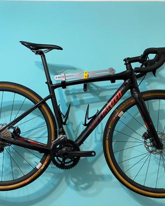 Specialized Diverge full carbon taglia 54 (M)