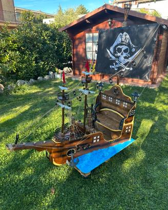 Galeone Capitan Uncino Peter Pan Pirati dei Caraib