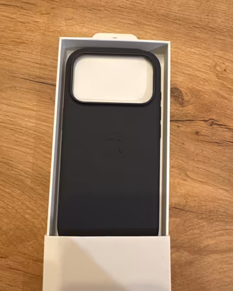 Custodia techwoven nera per iphone 17 pro