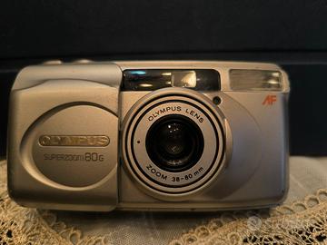 macchina fotografica Olympus Superzoom 80g 