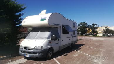 Camper 7 posti Mc Louis 560