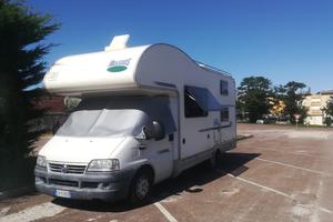 Camper 7 posti Mc Louis 560