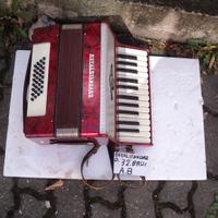 Fisarmonica depoca 32 bassi con n A B