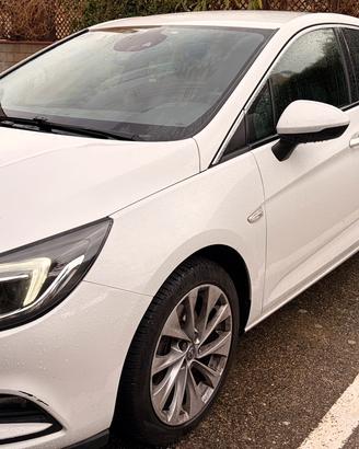 Opel astra K innovation 1.6 cc 136cv