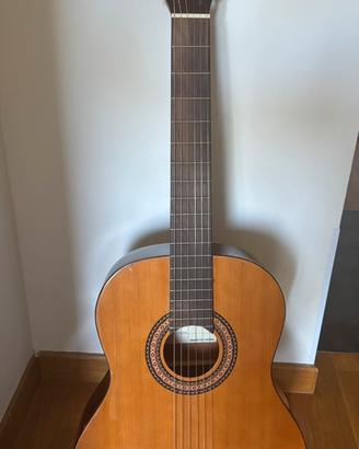 Chitarra classica Olveira KC216 – Corde nuove
