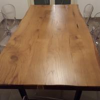 Tavolo in legno massello rovere americano