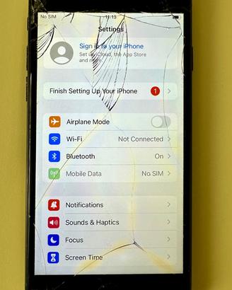 iPhone 7 128GB funzionante, schermo rotto