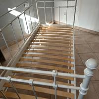 Letto Singolo in metallo Bianco con doghe