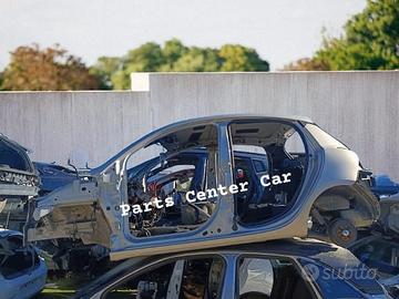 Scocca per taglio lamiera e ricambi Lancia Ypsilon