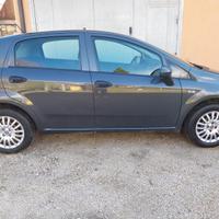 Auto Fiat Punto