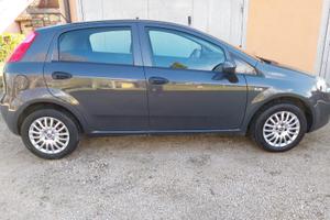 Auto Fiat Punto