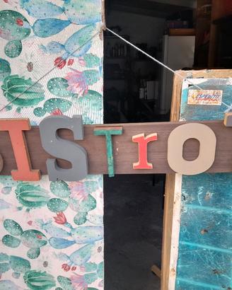 insegna in legno Bistrot