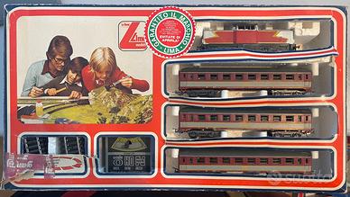 Set Lima H0 anni ’80: loco diesel + 3 carrozze SNC