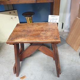 Sgabello sardo in legno
