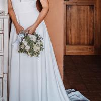 vestito da sposa e scarpe