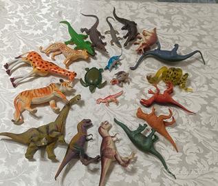 DINOSAURI SET 20 PEZZI UNO GRANDE CON VOCE SONORO 