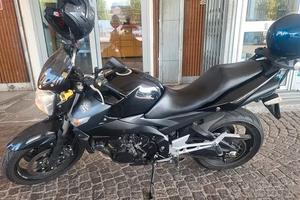 suzuki gsr 600 del 2008