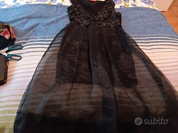 Abito da sera,tessuto sintetico,con fiori applicat