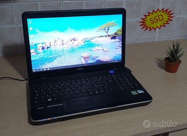 Notebook Fujitsu con Intel Core i3 e SSD